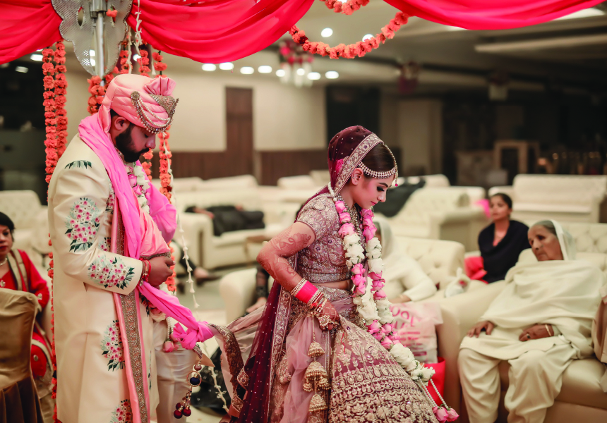 Get a Quick Online Personal Loan for Wedding and Goa Honeymoon Package